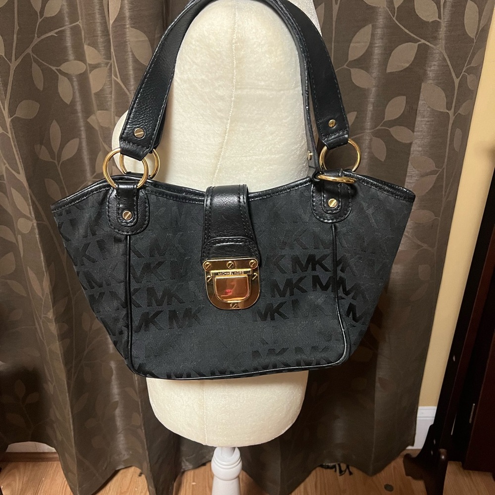 Michael Kors Black and Gold Shoulder Bag